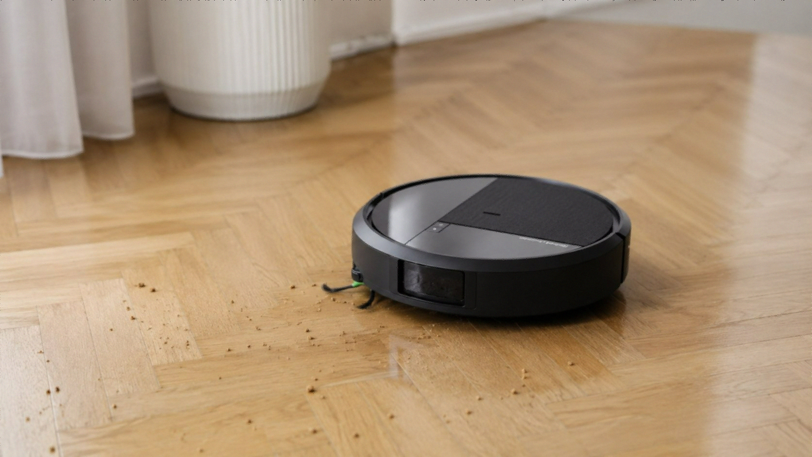 iRobot Roomba 415X tangle-free rubber brush removing pet hair